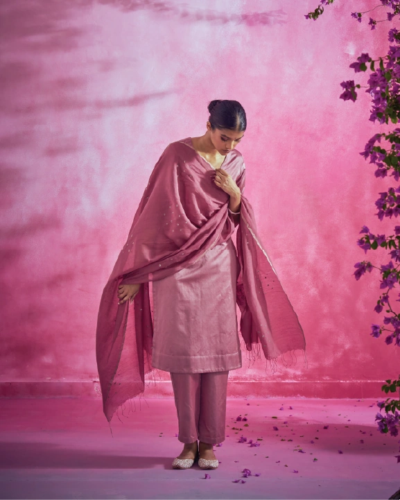 Rati &mdash; campaign image 2